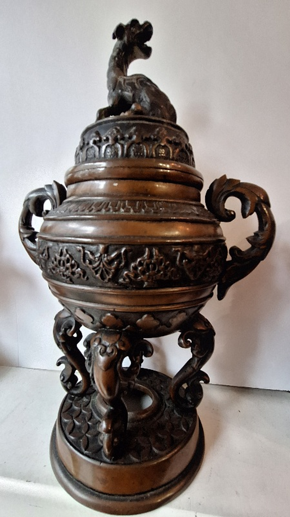 Incensário de bronze oriental 4