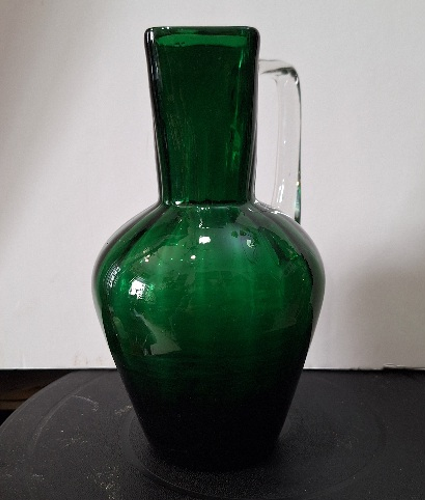 Jarra em vidro esmeralda 1