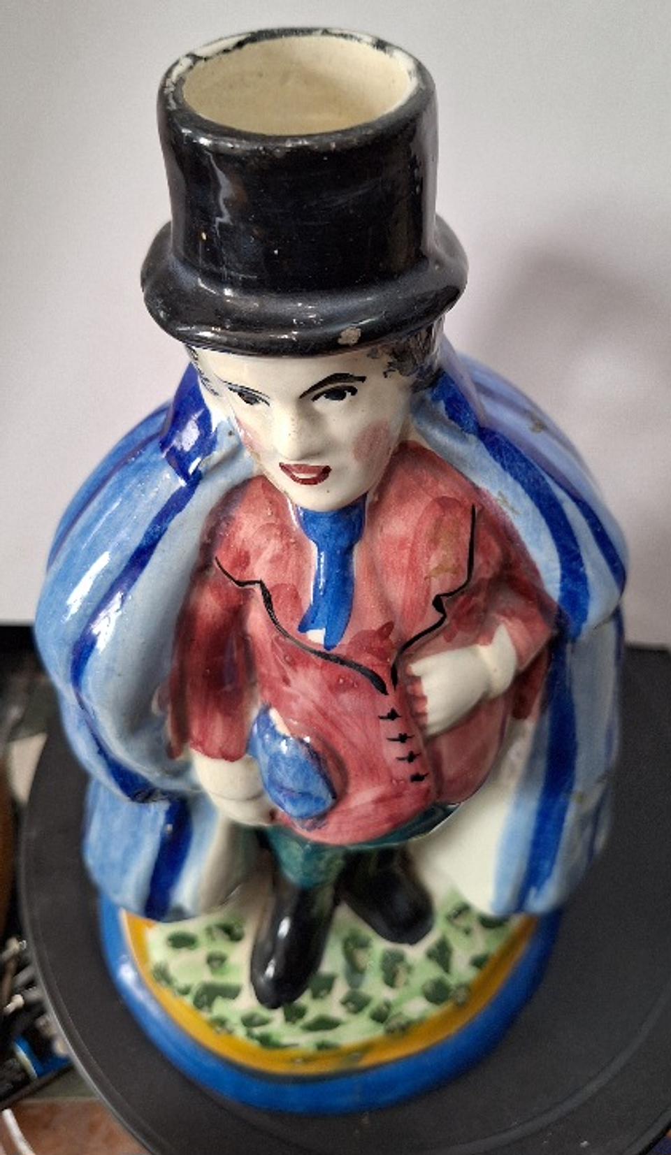 Jarra Antropomórfica  8