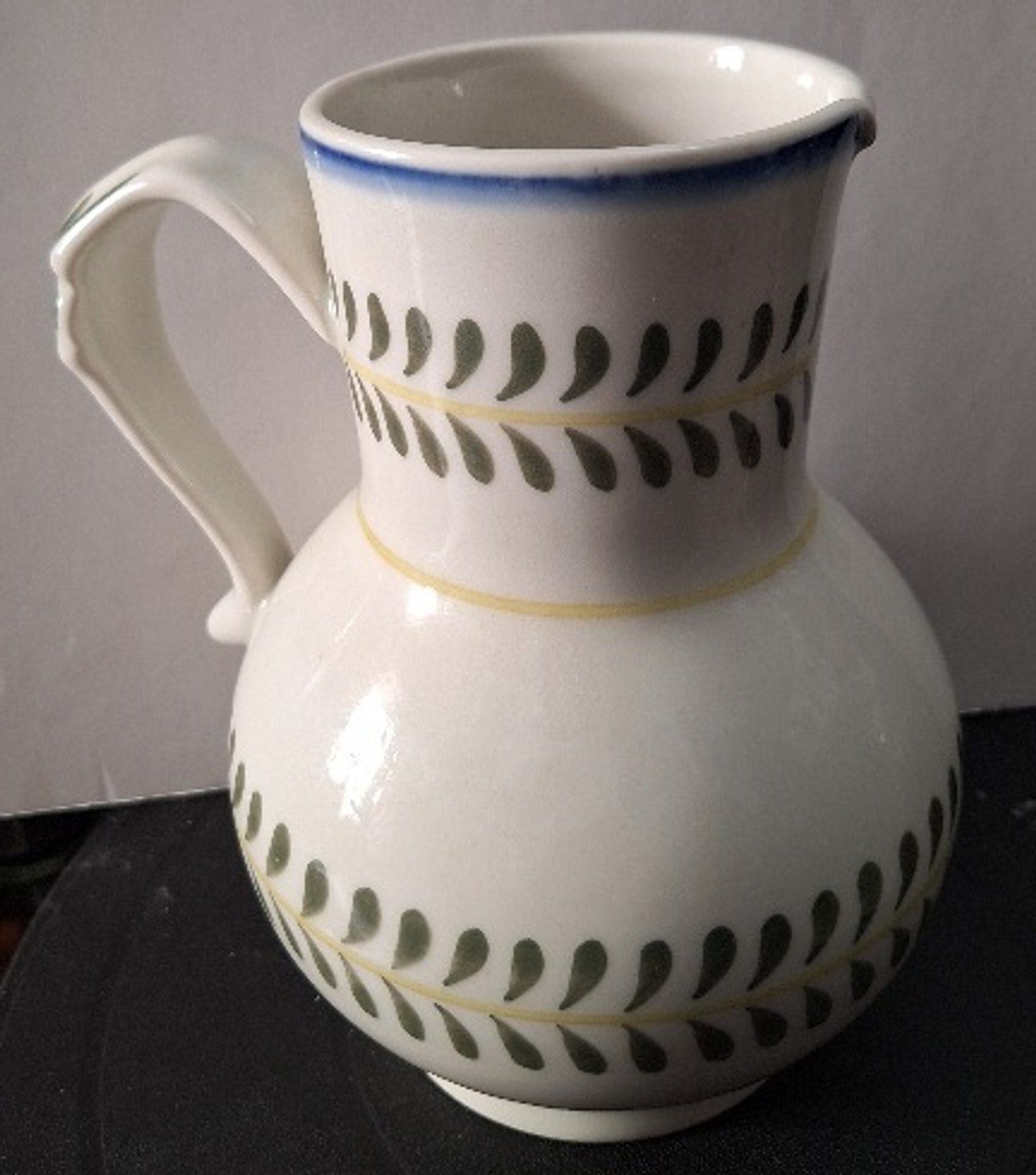 Jarra em porcelana de Viana do Castelo 2