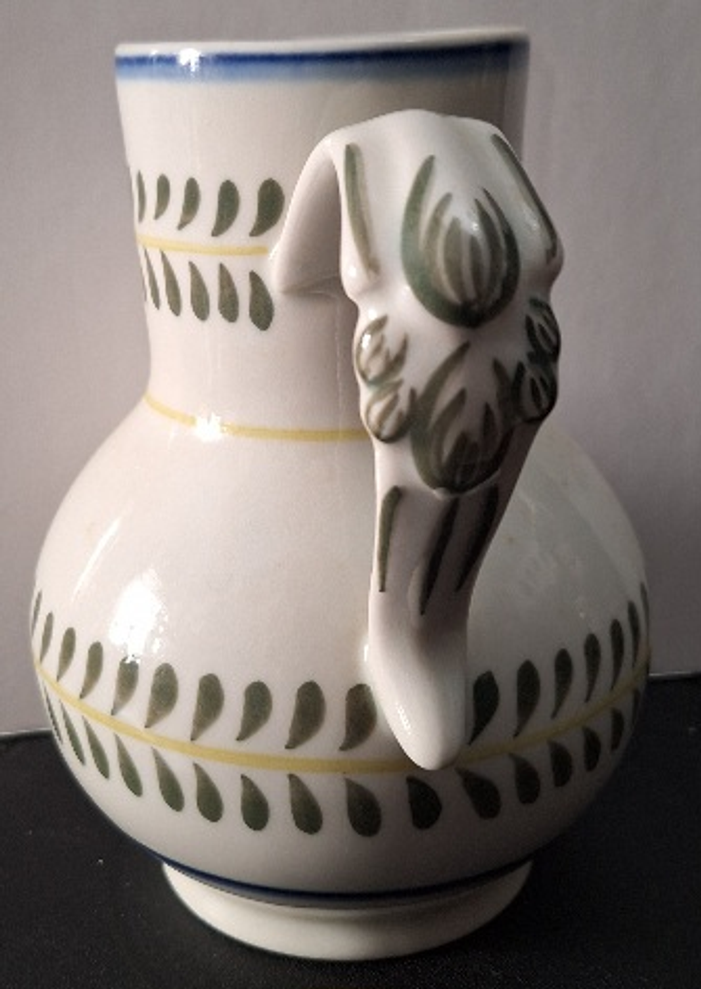 Jarra em porcelana de Viana do Castelo 3