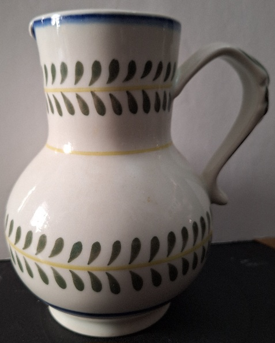 Jarra em porcelana de Viana do Castelo 4
