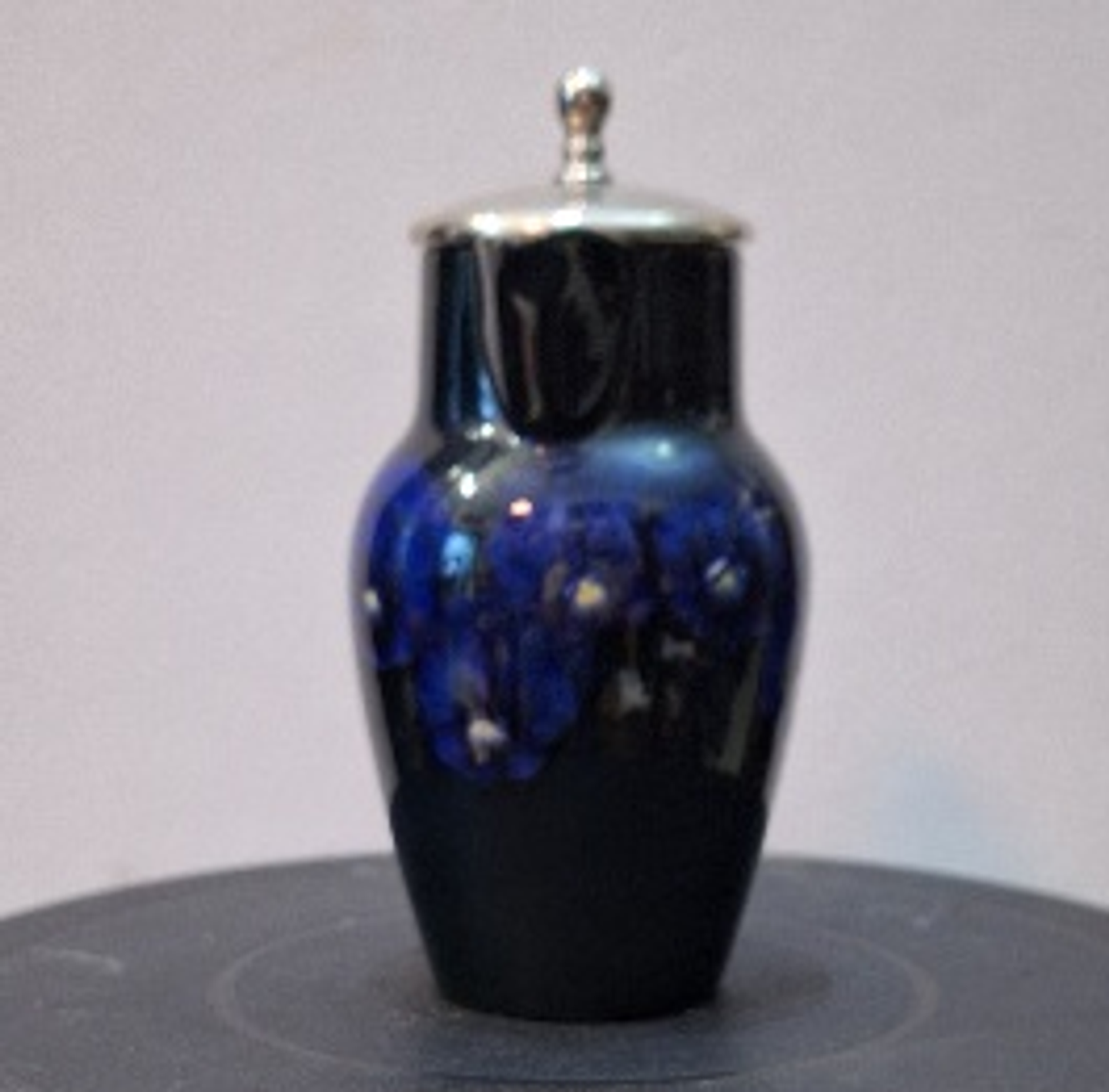 Jarra com tampa em metal 5