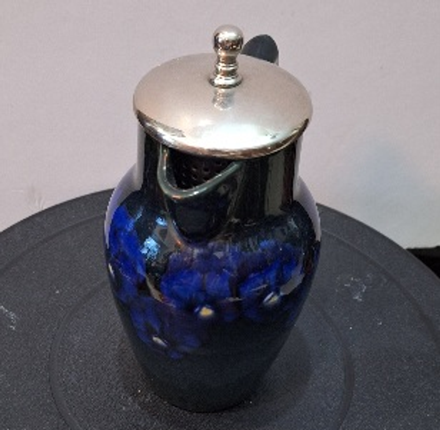 Jarra com tampa em metal 7