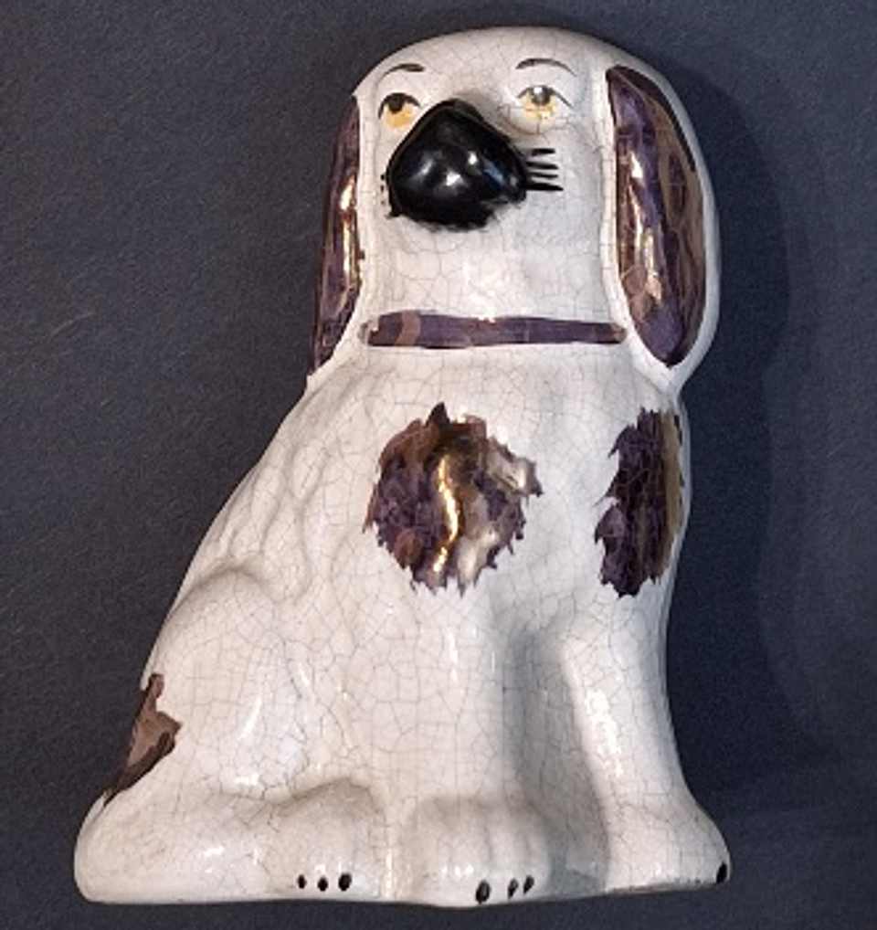 Antigo cão em faiança staffordshire 3