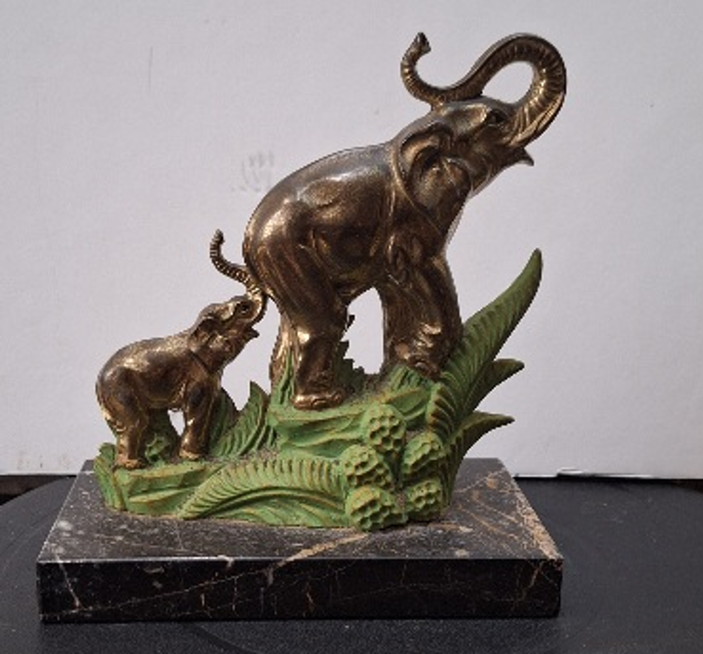 Elefantes, escultura 2