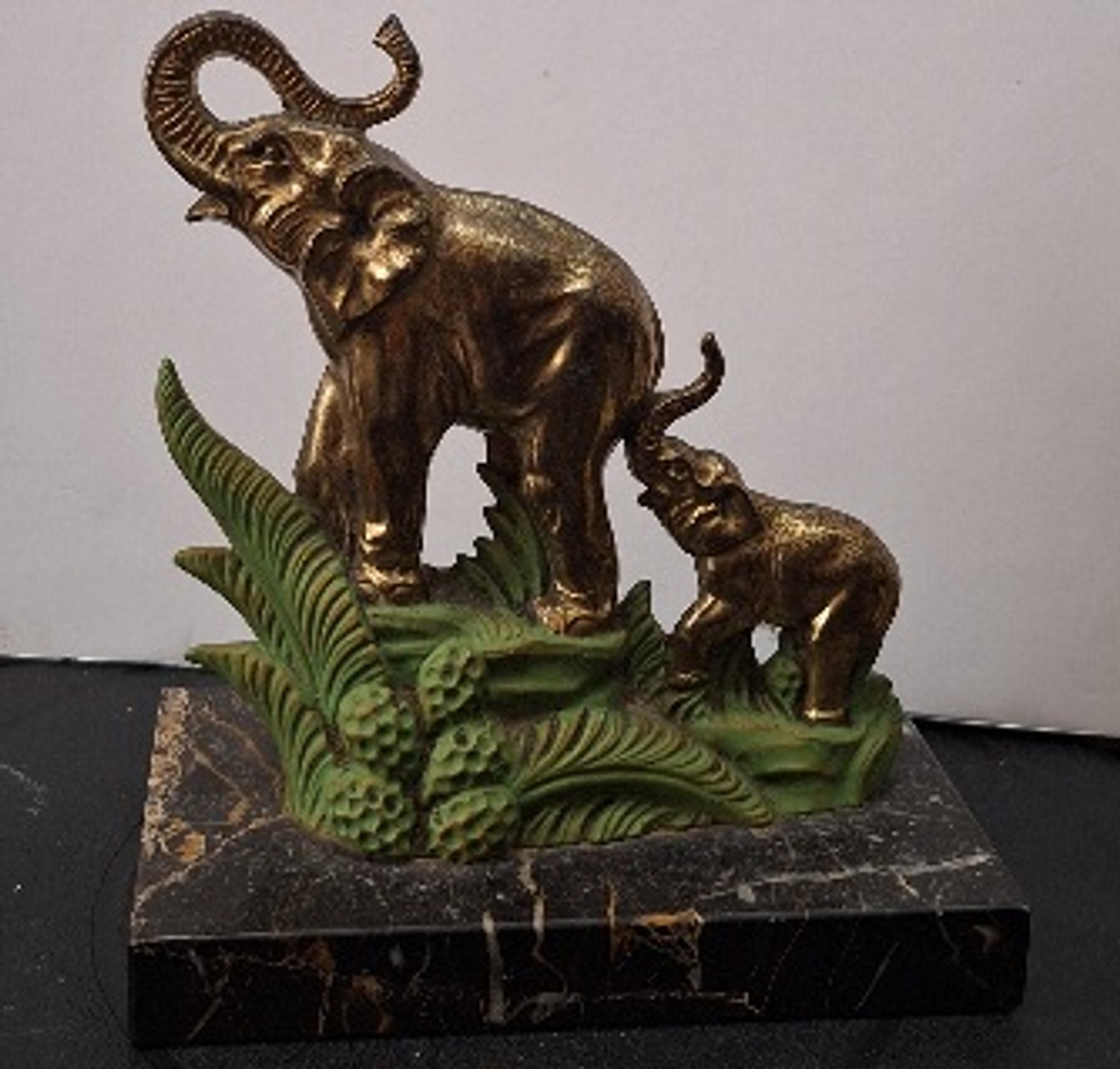 Elefantes, escultura 1