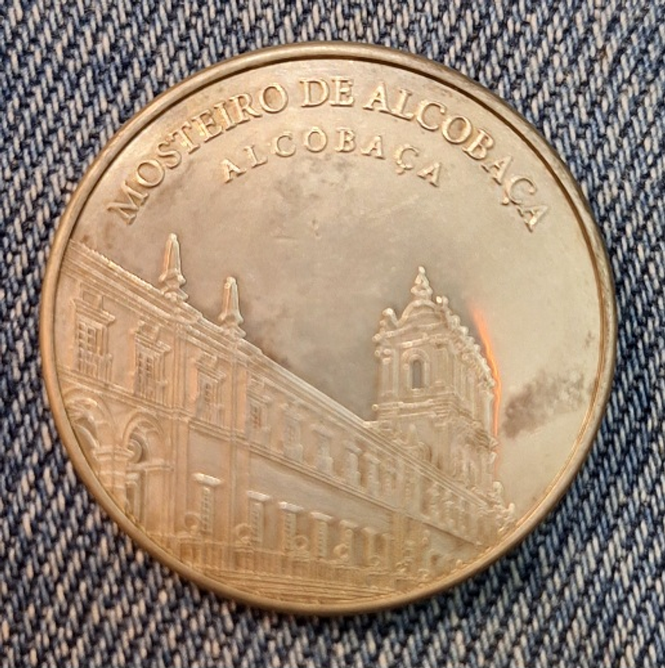 Medalha, Mosteiro de Alcobaça  2