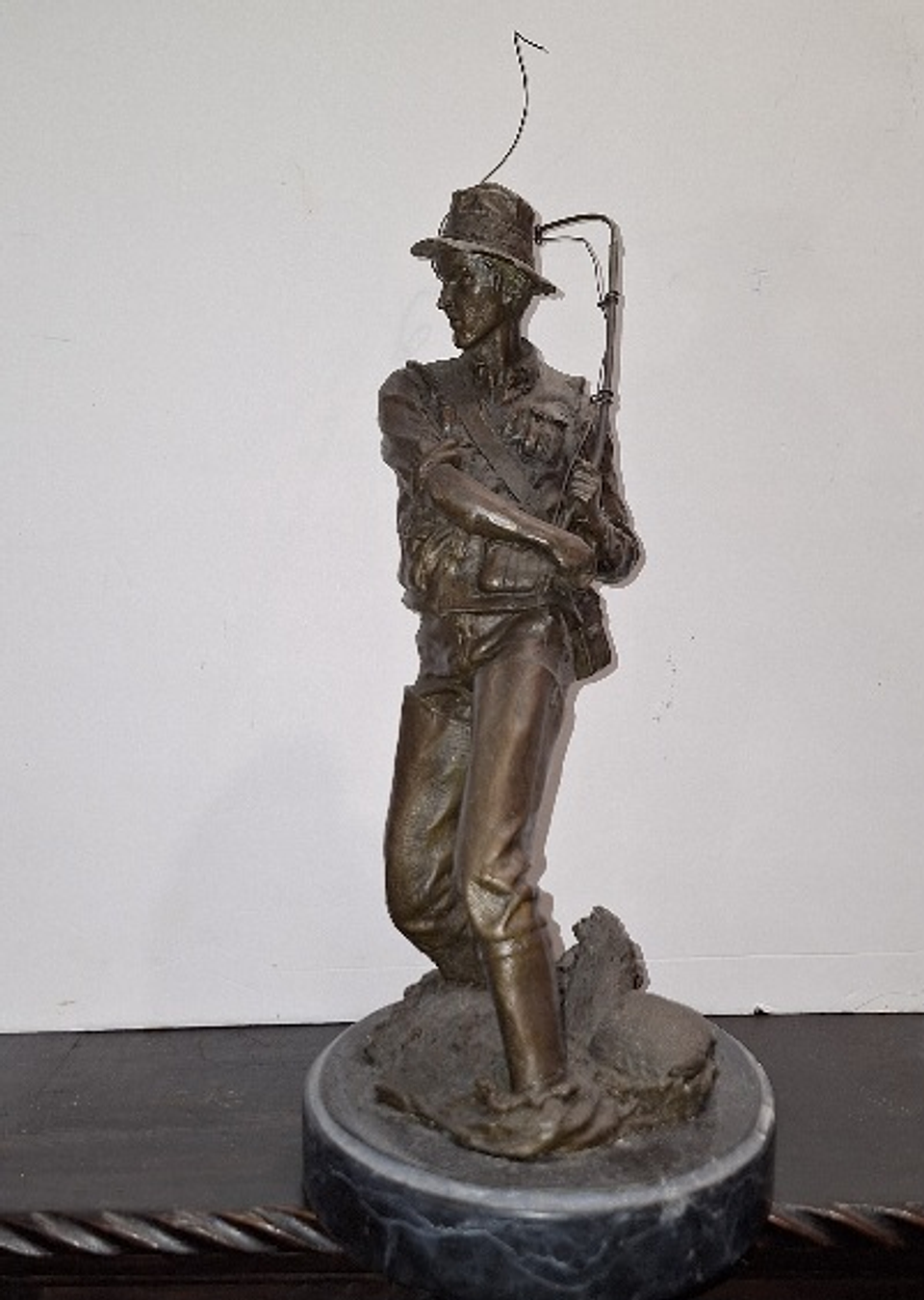 Escultura,  Pescador por Milo 2