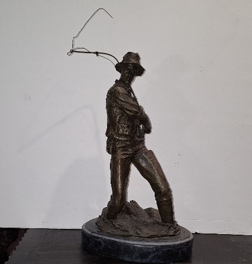 Escultura,  Pescador por Milo 4
