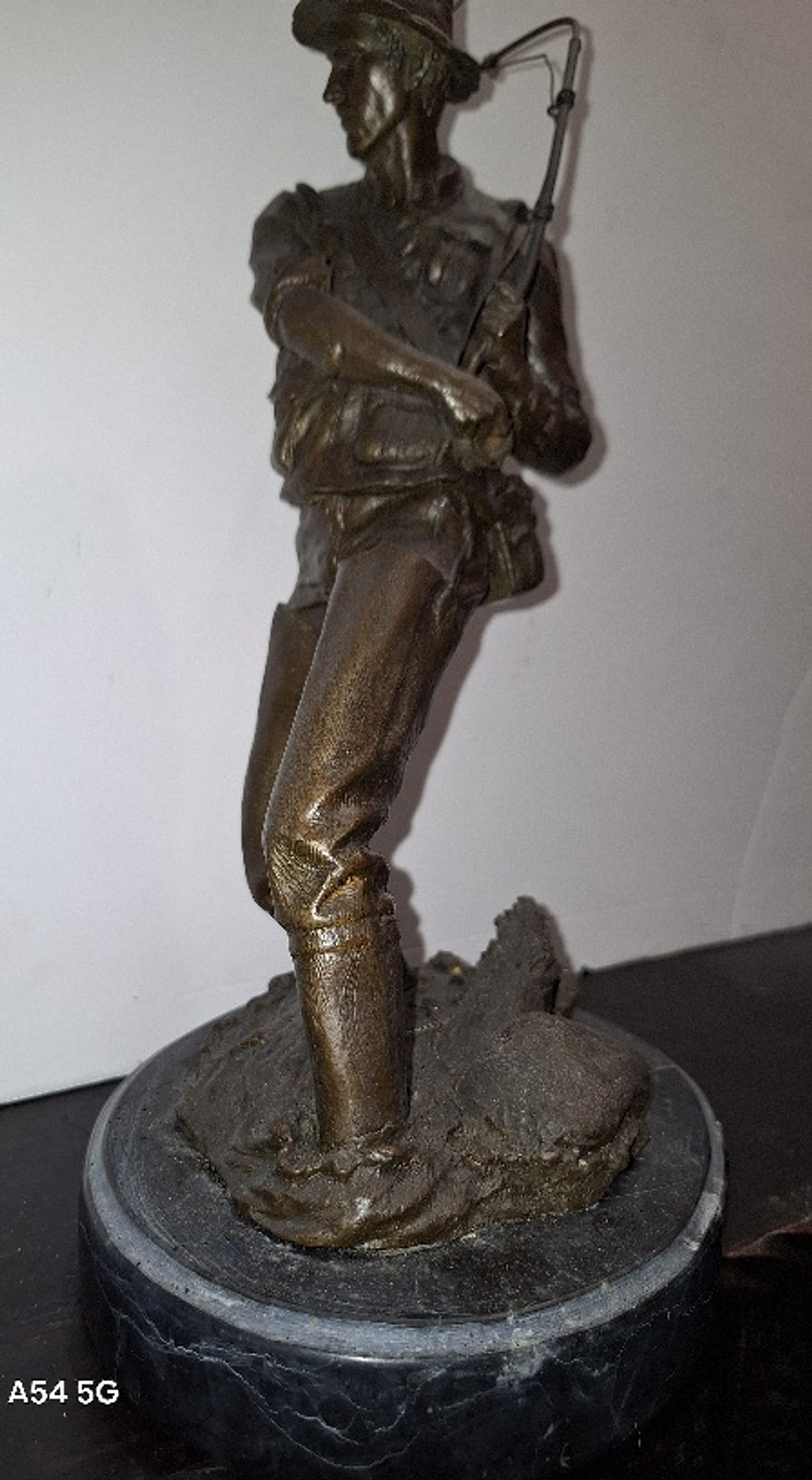 Escultura,  Pescador por Milo 9