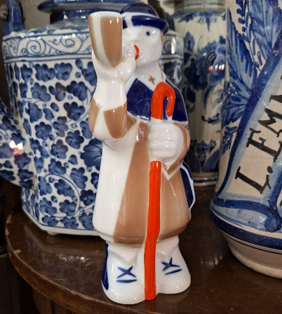 Estatueta, Peregrino 4