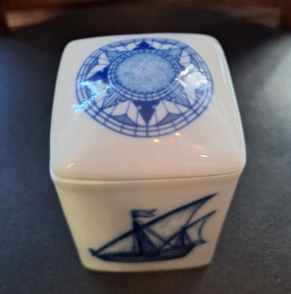 Caixa caravela, Vista Alegre  2