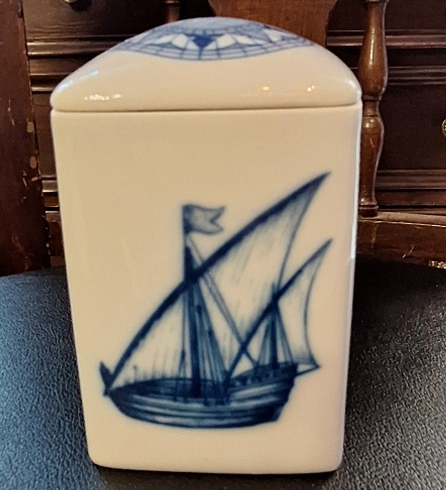 Caixa caravela, Vista Alegre  7