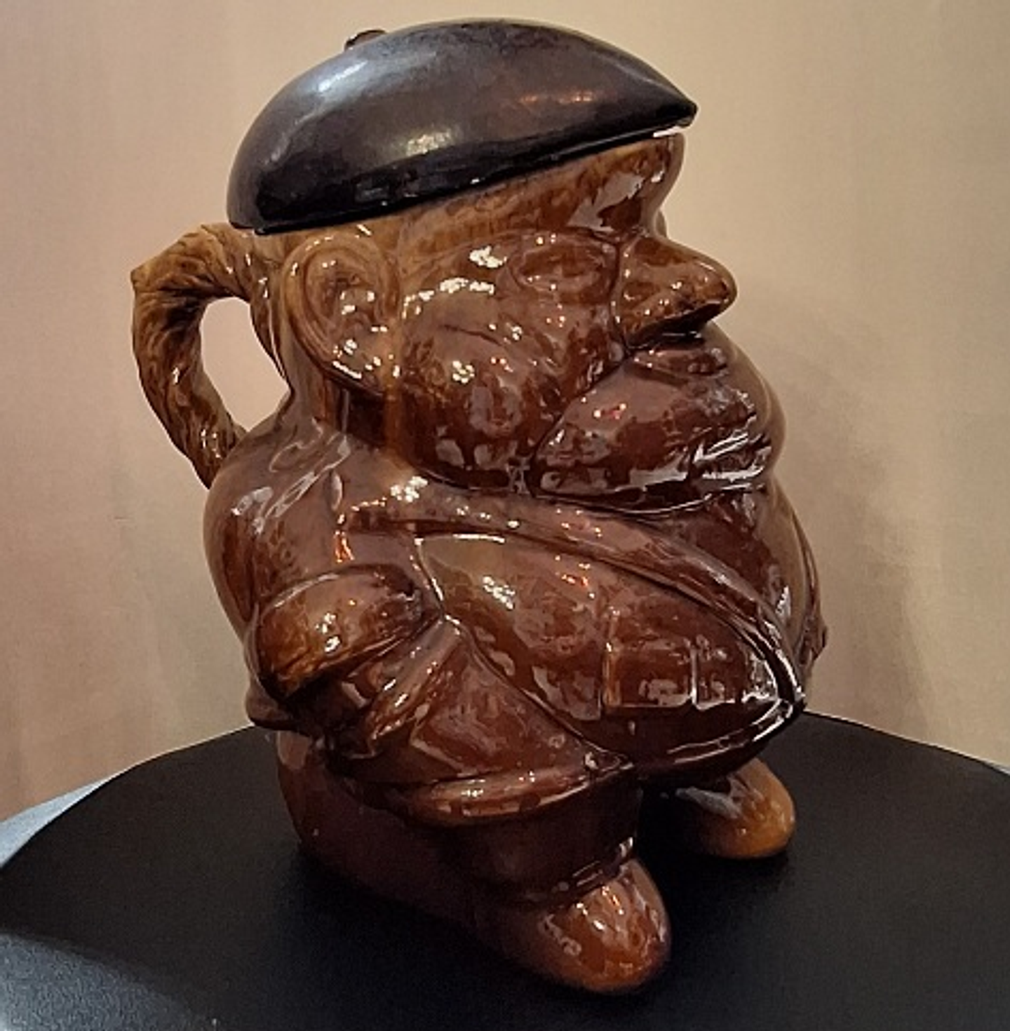 Jarra antropomórfica das Caldas. 3
