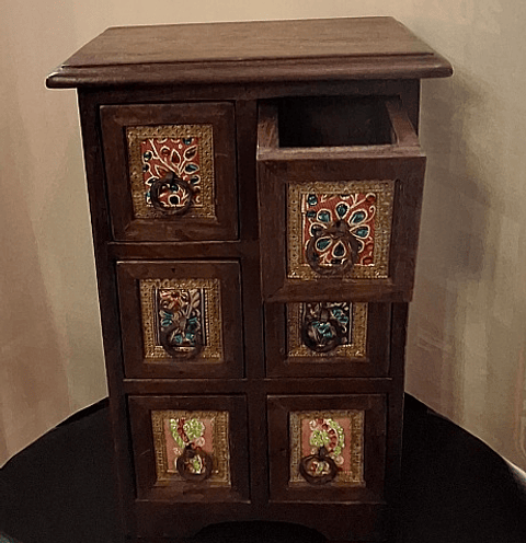 Porta-Jóias em madeira