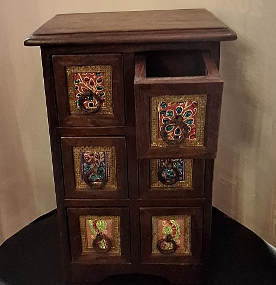 Porta-Jóias em madeira 1