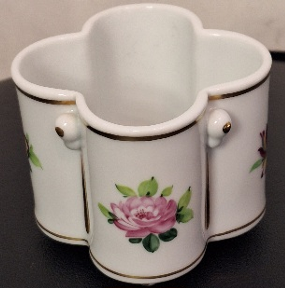 Mini vaso em porcelana da Vista Alegre  2