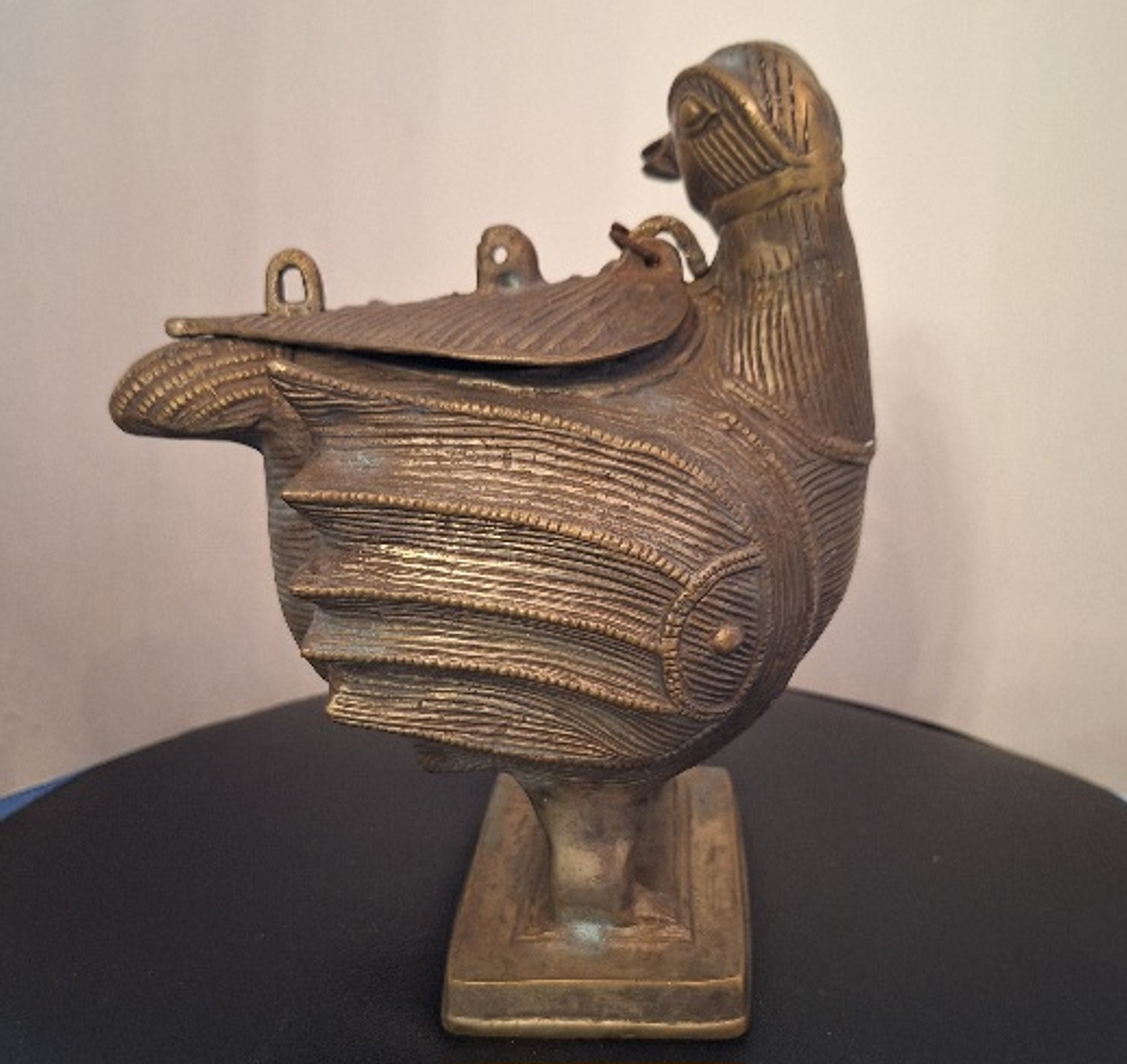 Caixa de tabaco, representando Pato 1