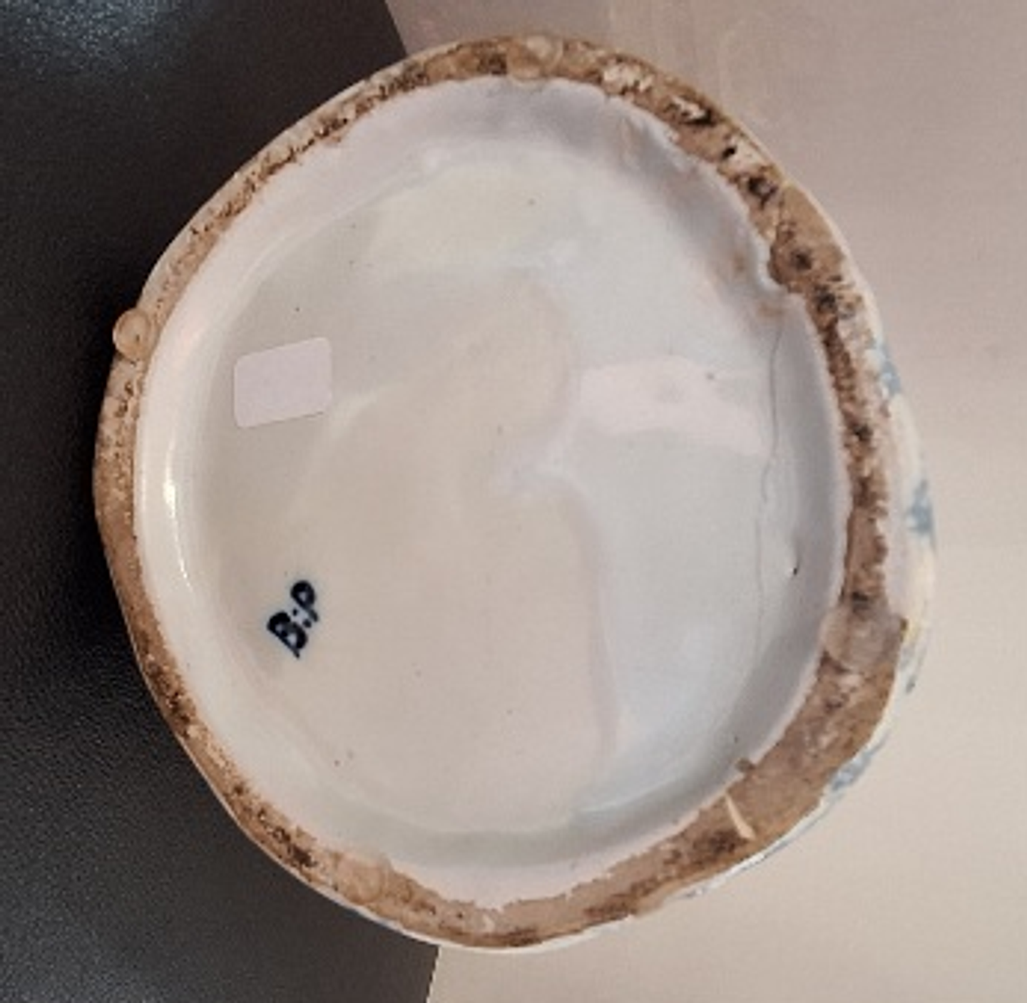 Jarra antropomórfica em faiança  3