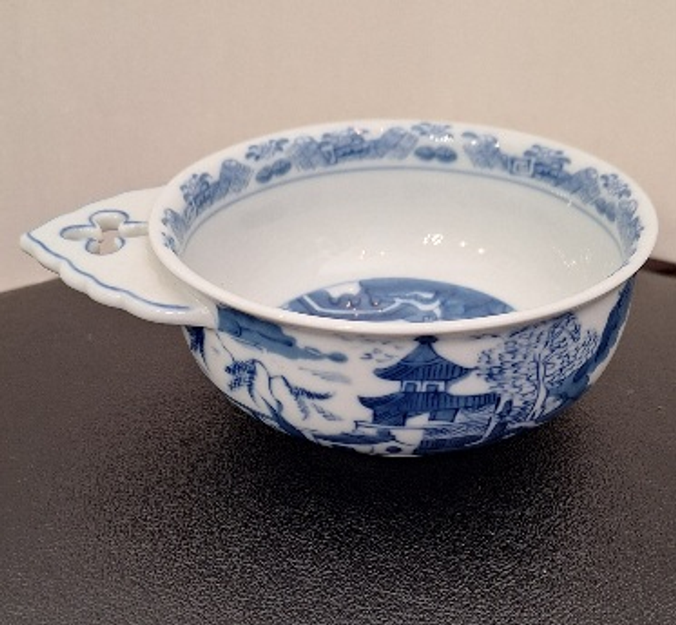 Tigela, Vista Alegre, Mottahedeh  1