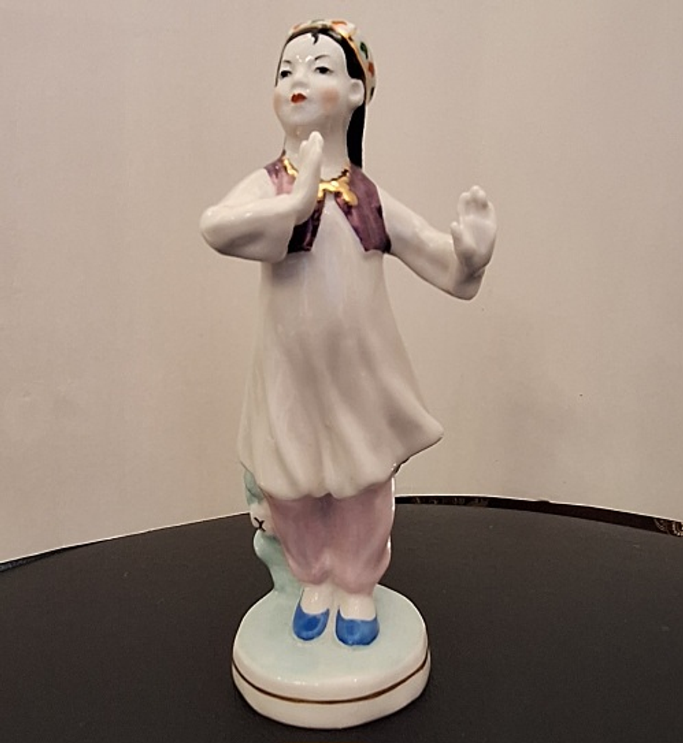 Estatueta, URSS, dança Uzbeque 1