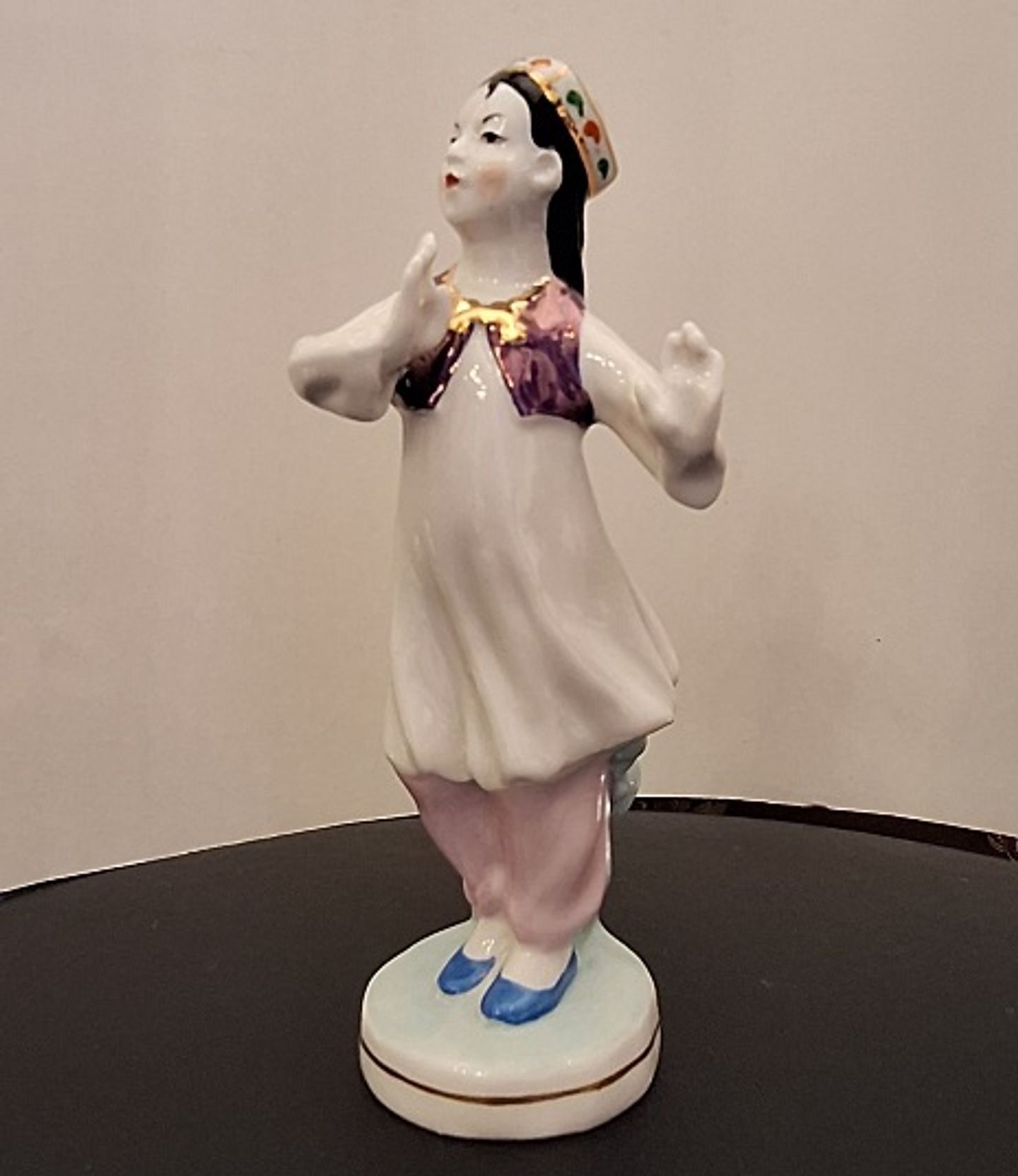 Estatueta, URSS, dança Uzbeque 7