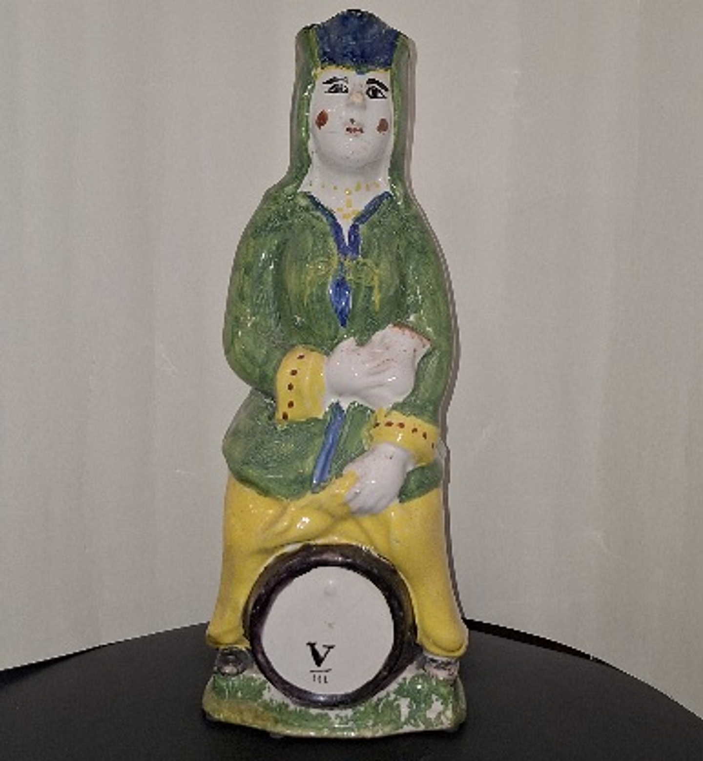 Caneca antropomórfica, Luneville 1