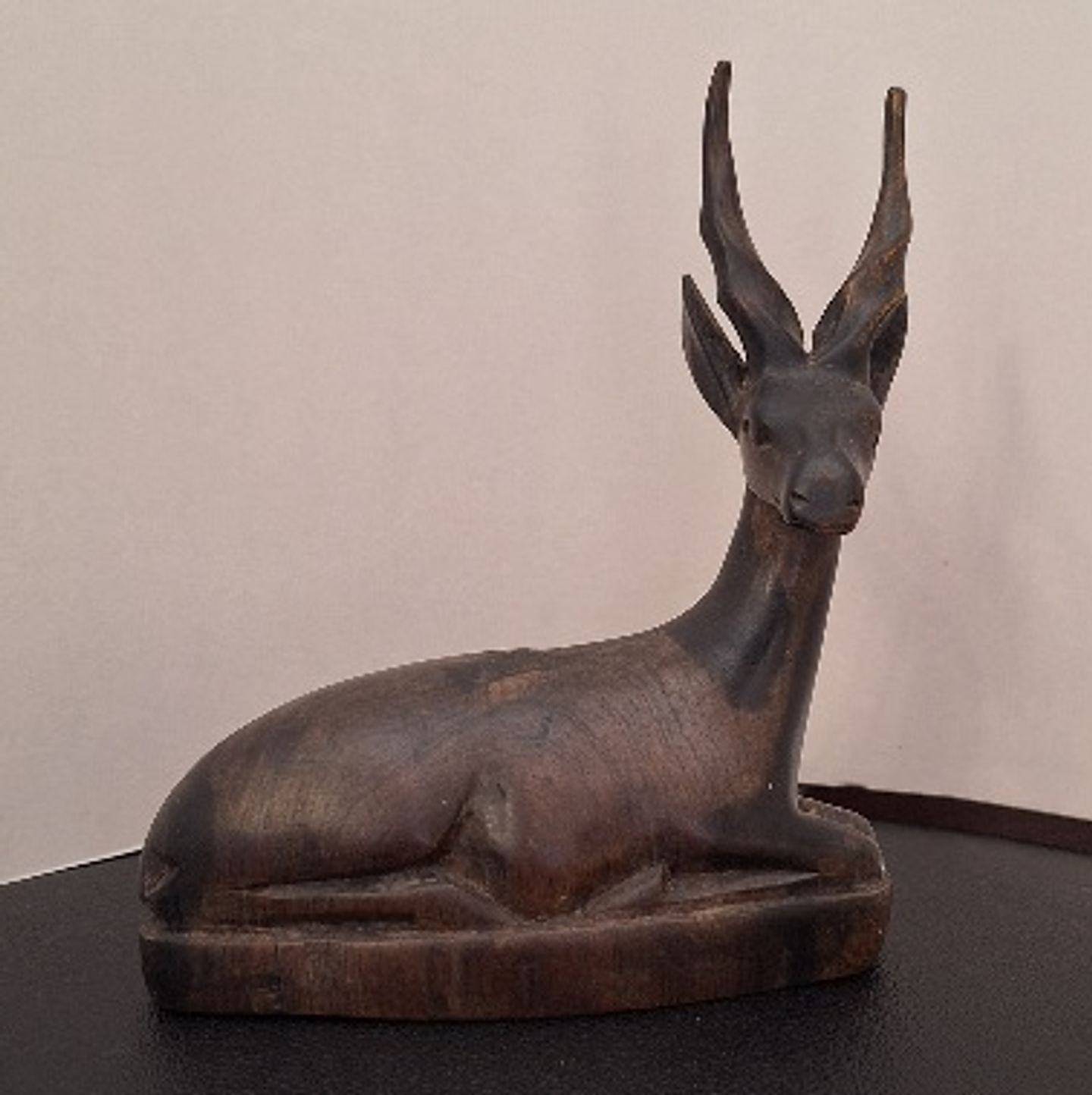 Escultura em madeira, Antílope 1