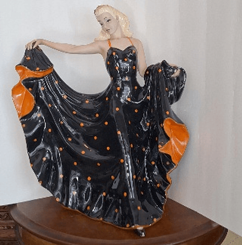 Escultura em faiança, "Essevi" Torino-Itália 