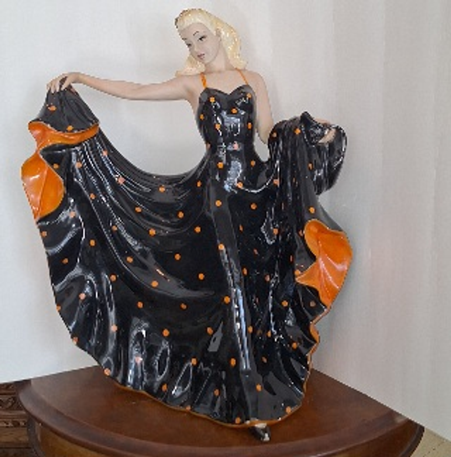 Escultura em faiança, 