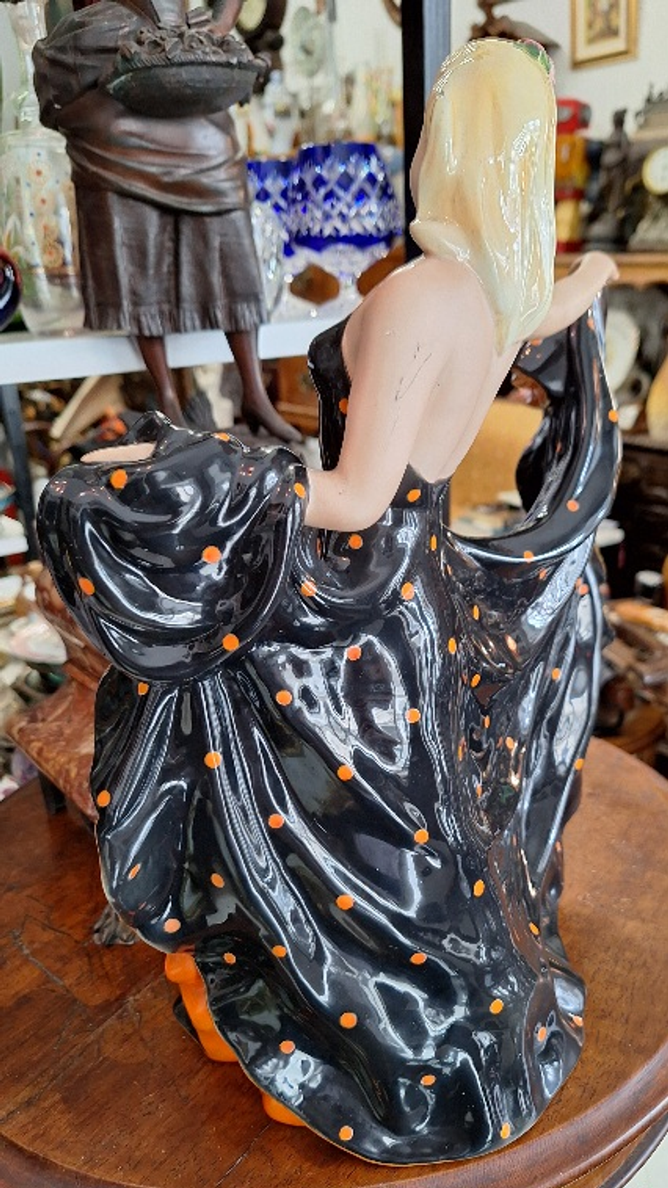 Escultura em faiança, 