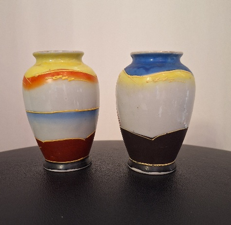 Par de mini vasos em porcelana Satsuma 2