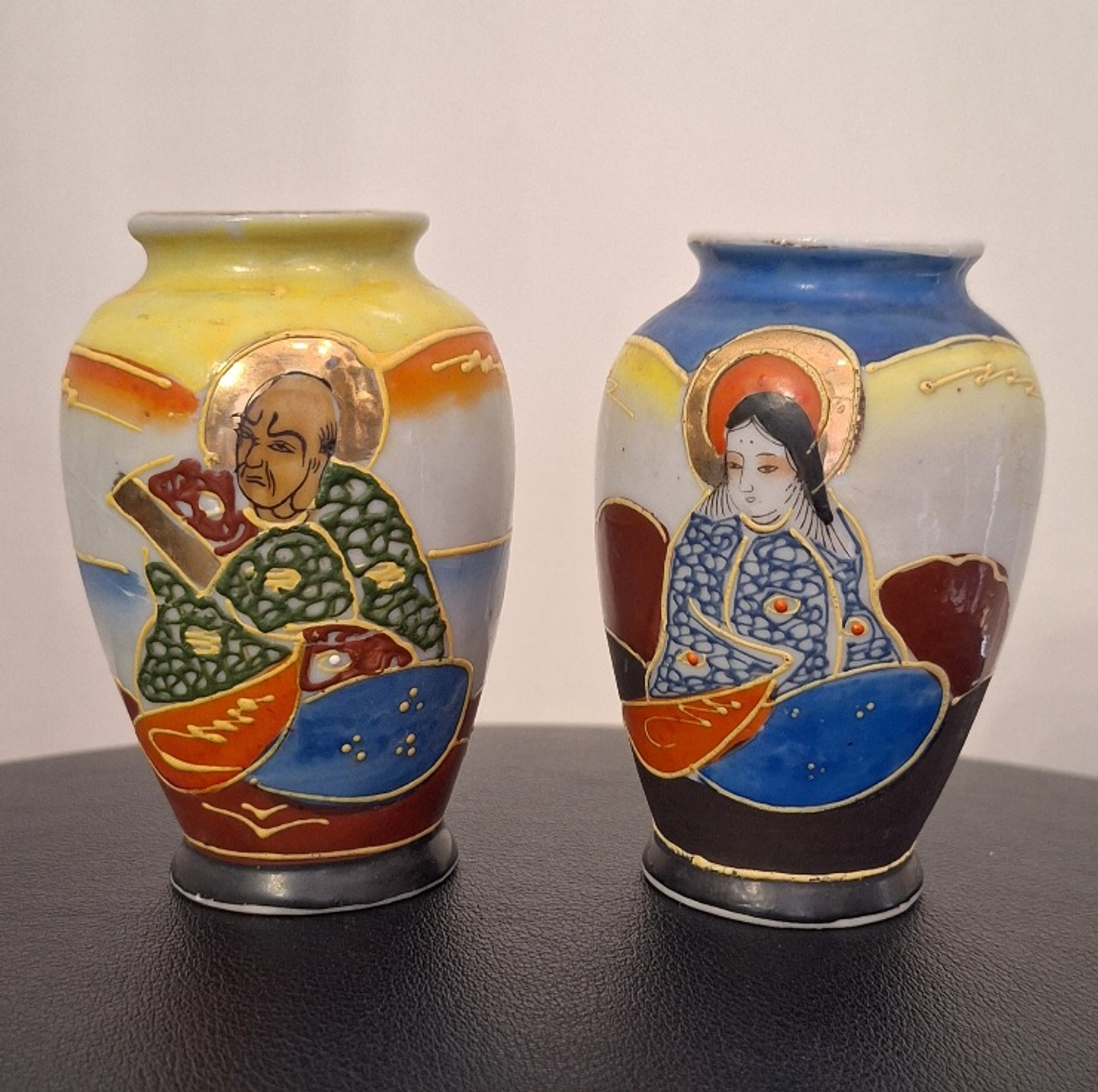 Par de mini vasos em porcelana Satsuma 1