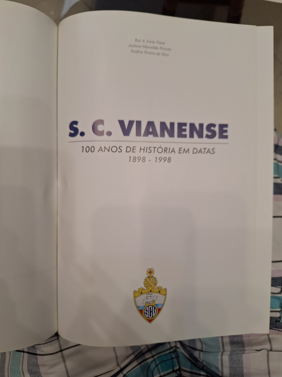 Livro,  S. C. Vianense,  100 anos  4