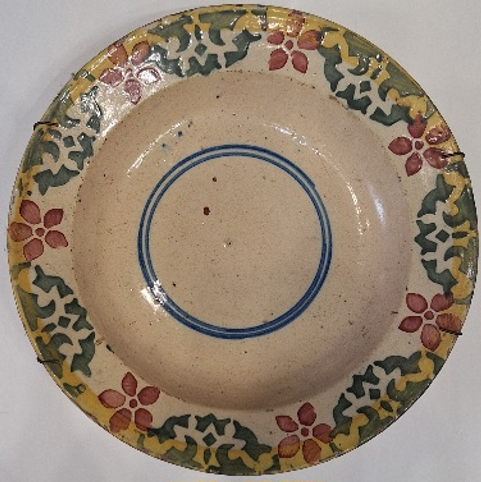 Antigo prato em faiança de Coimbra  3