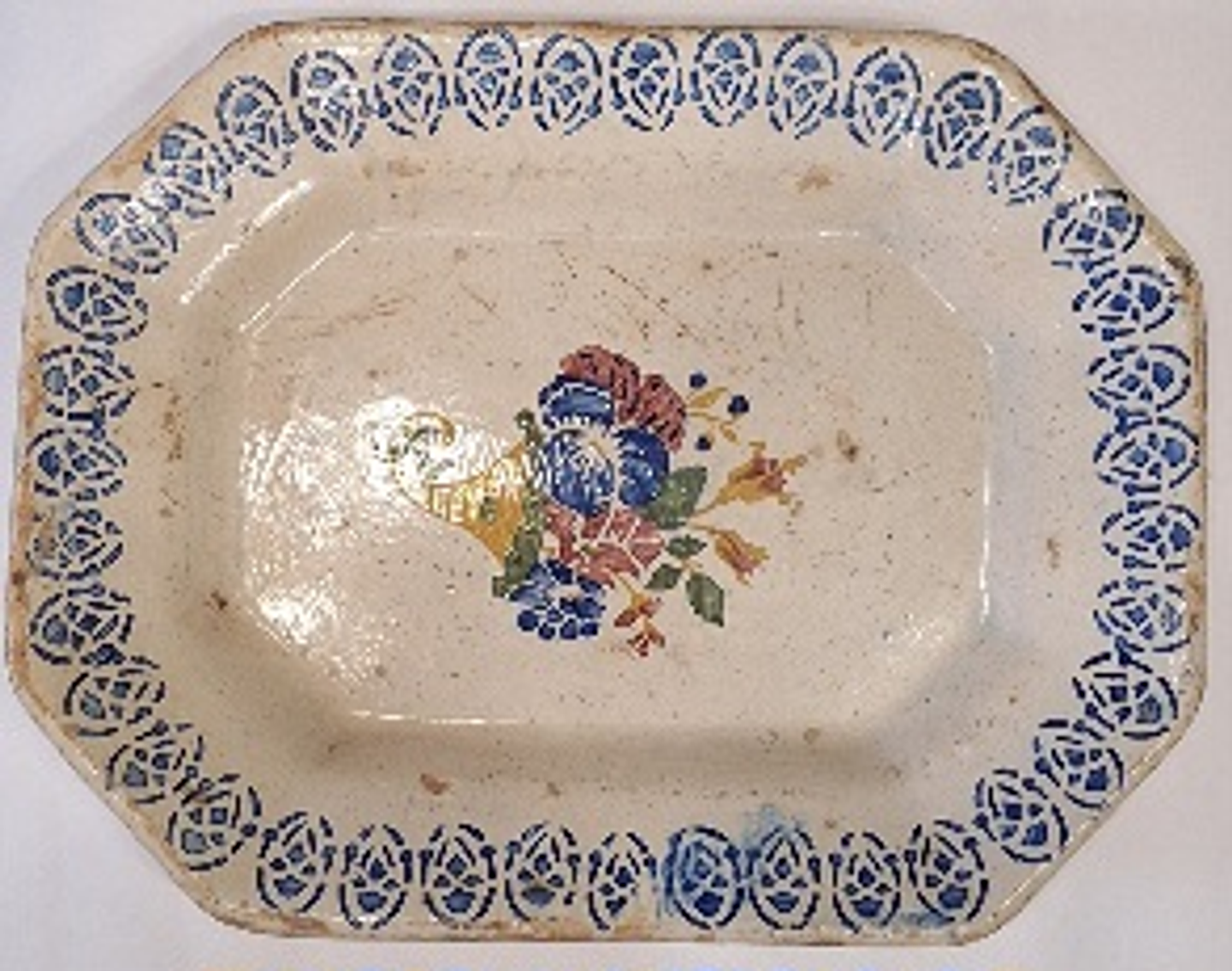 Antiga travessa em faiança policromada  4