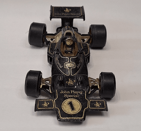 Miniatura 1/18 da Corgi. Lotus 