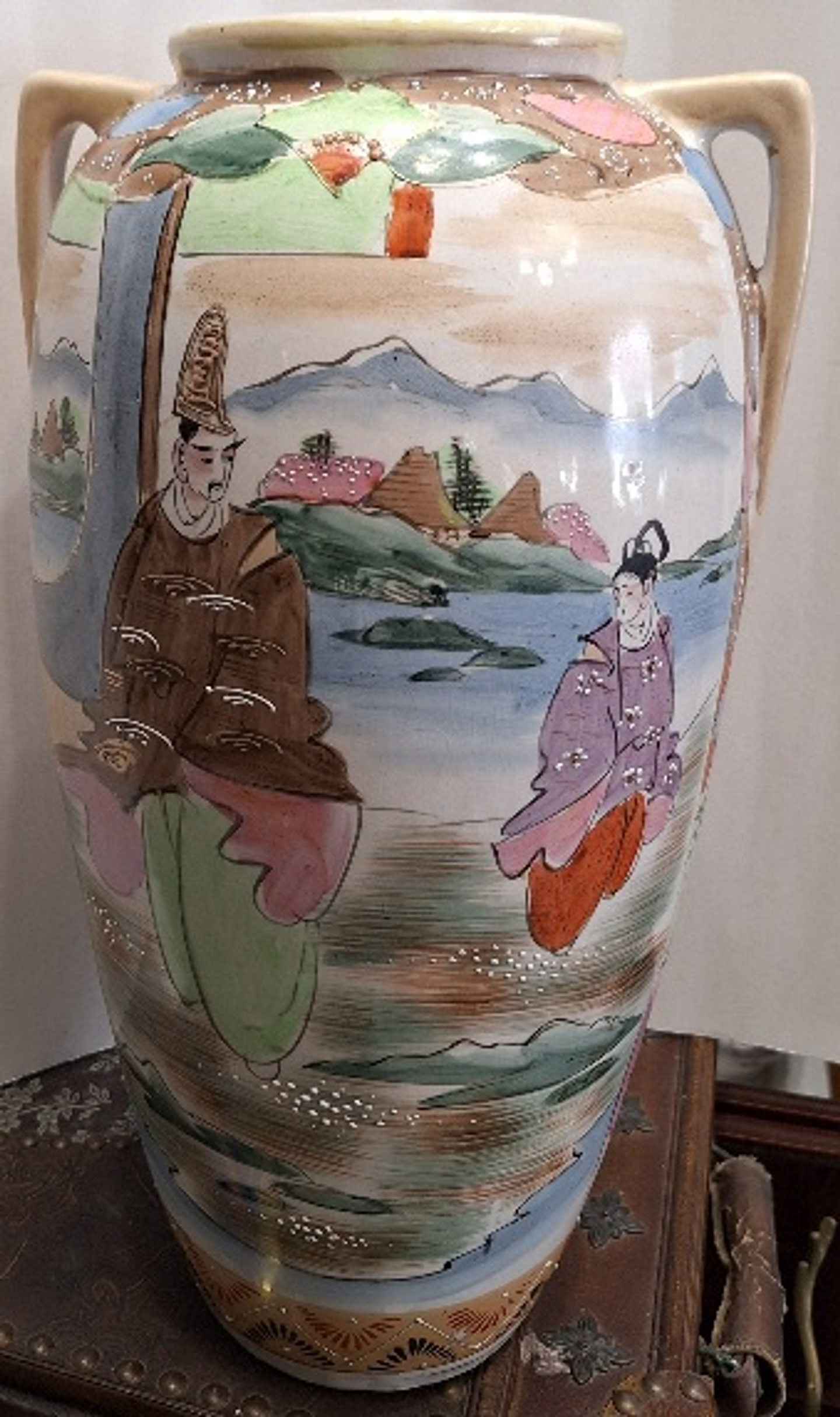 Ânfora em porcelana Satsuma  3