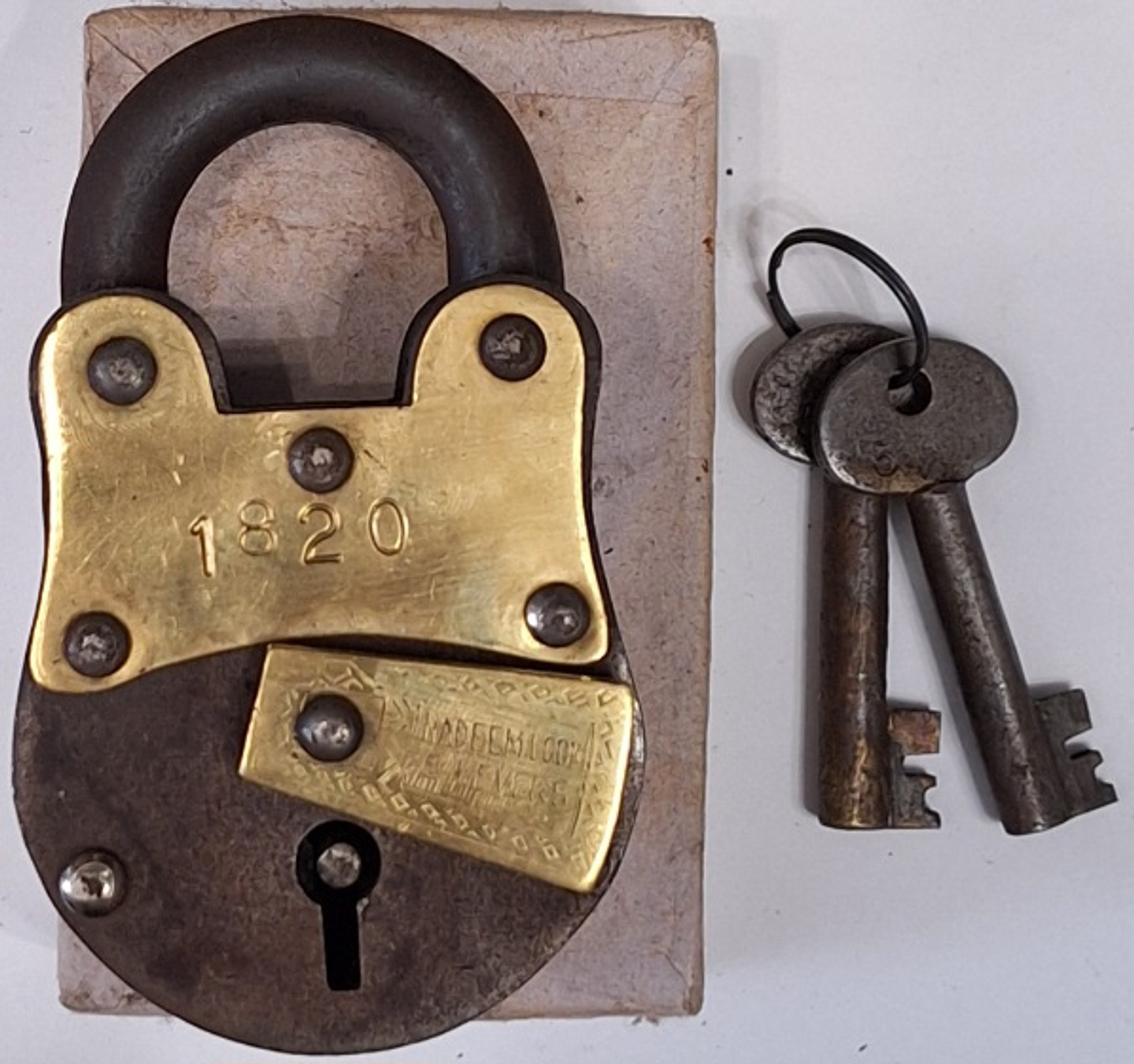 Cadeado Nadeem lock 5 levers 3
