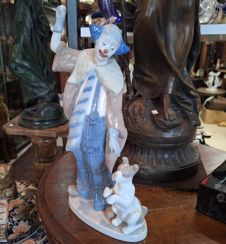 Lladro Nao palhaço com cão  4