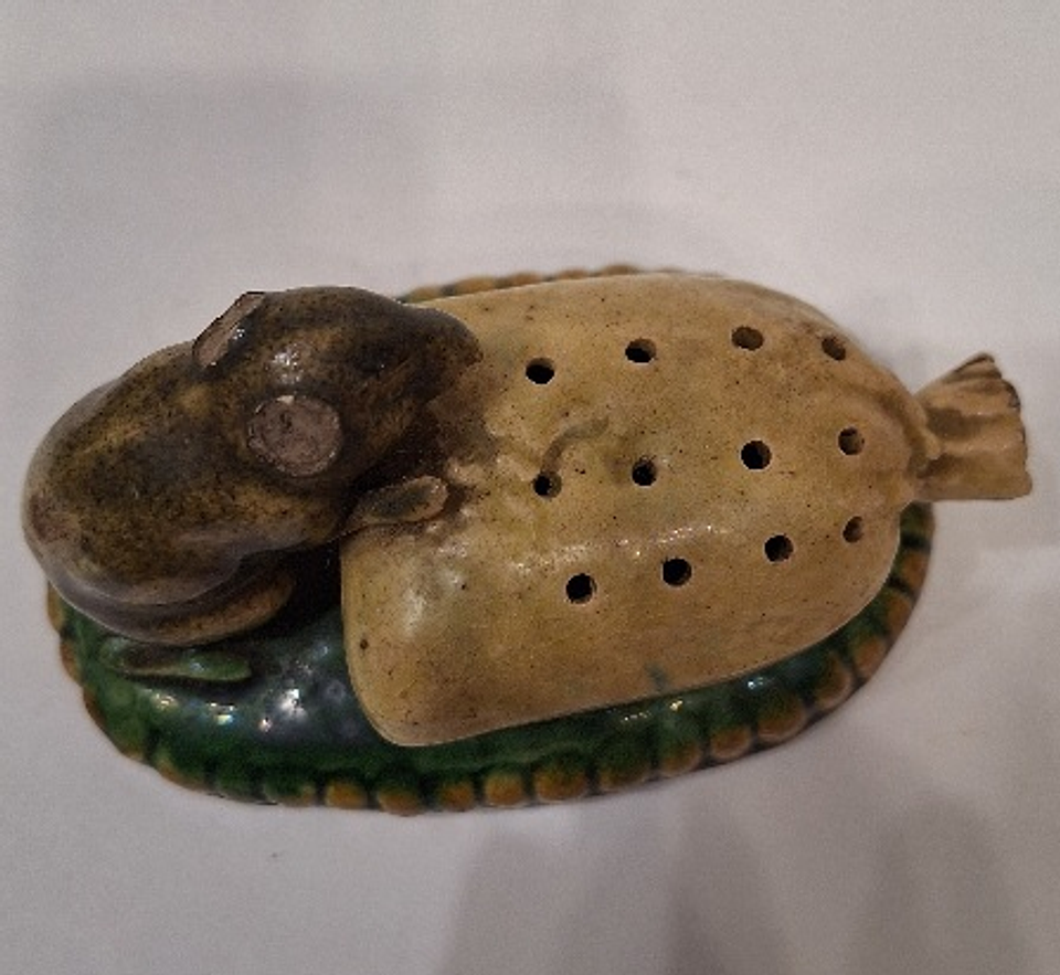 Paliteiro em faiança  1