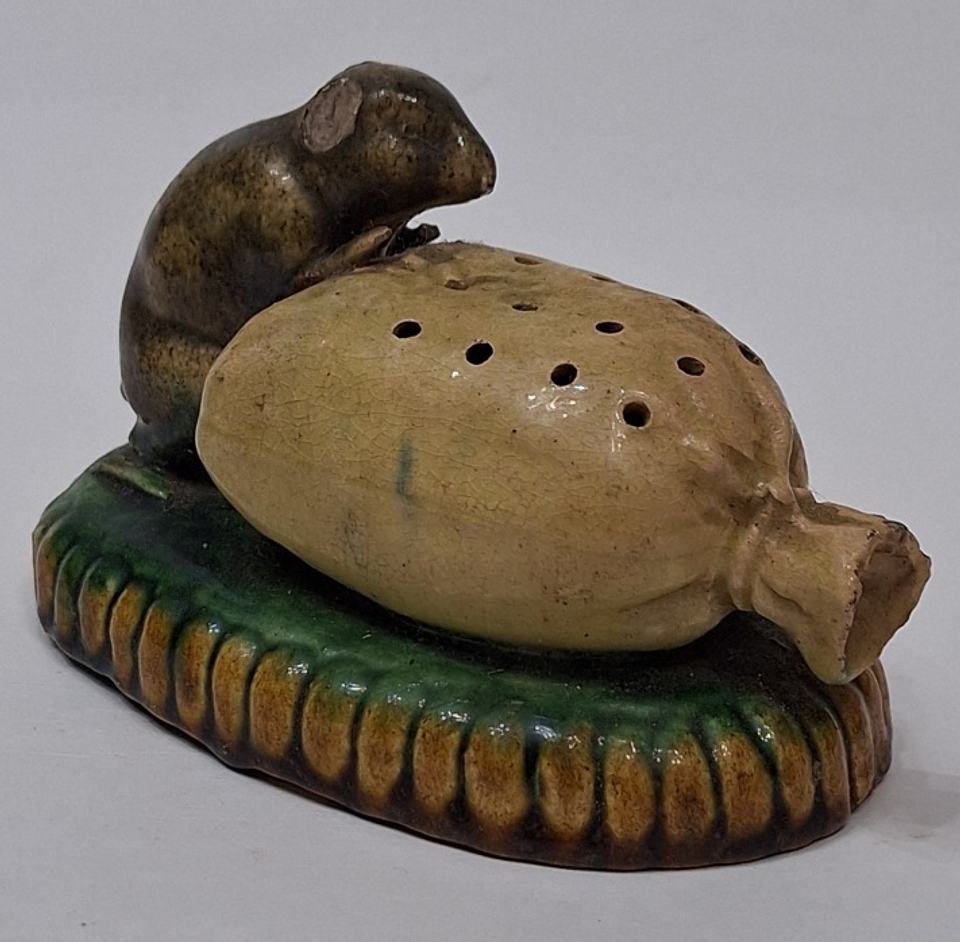 Paliteiro em faiança  8