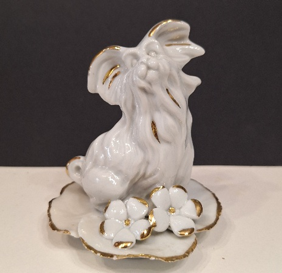 Estatueta cão em porcelana  1