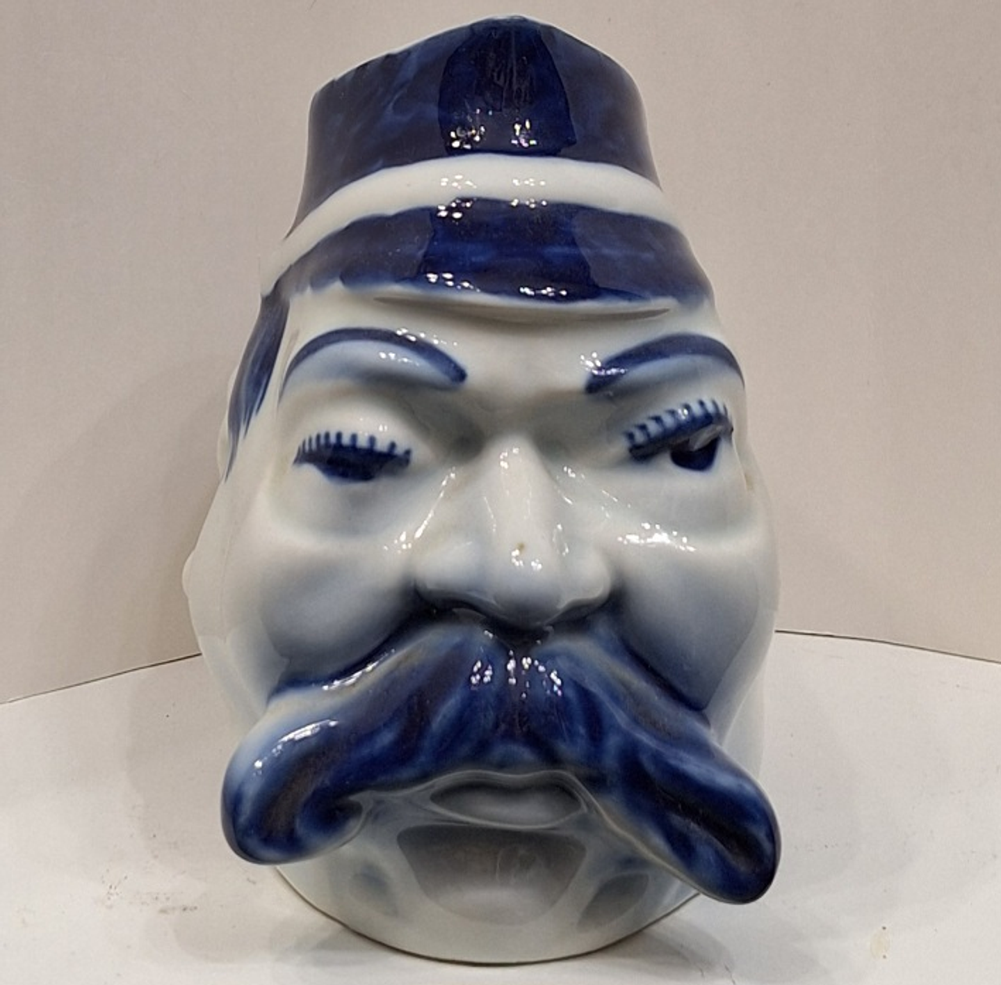 Caneca antropomórfica  2