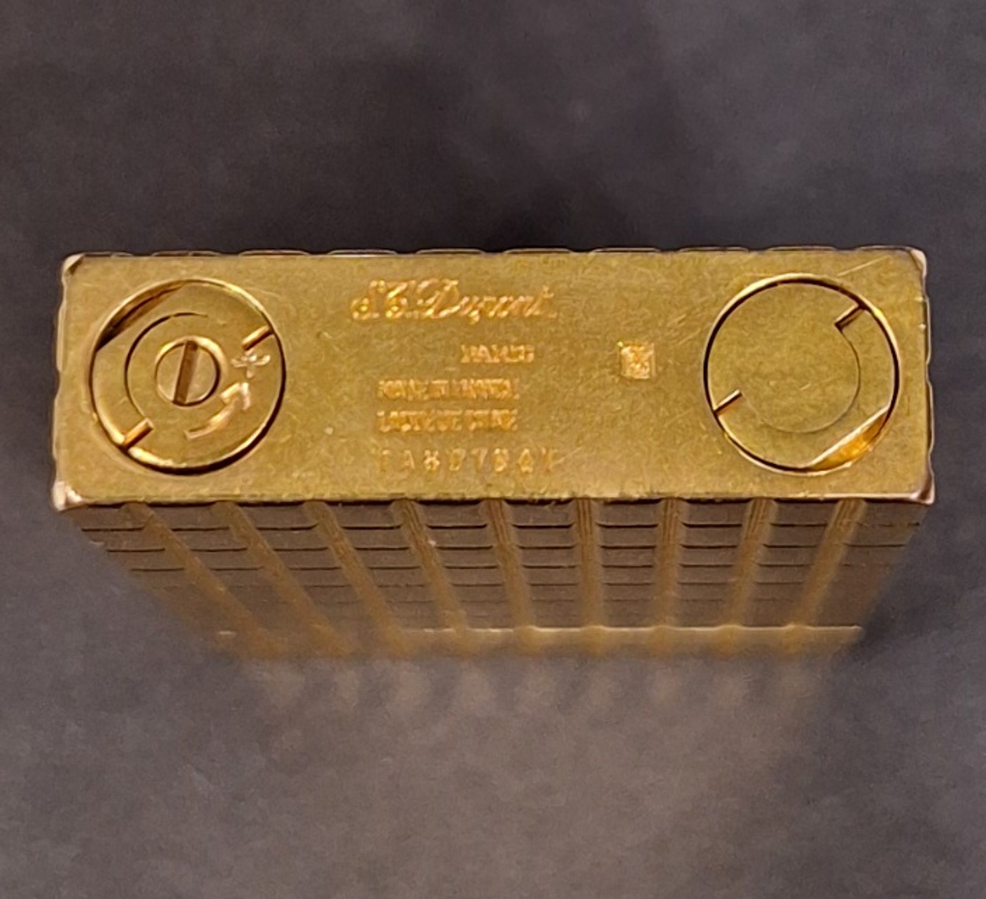 Isqueiro S. T. Dupont  3