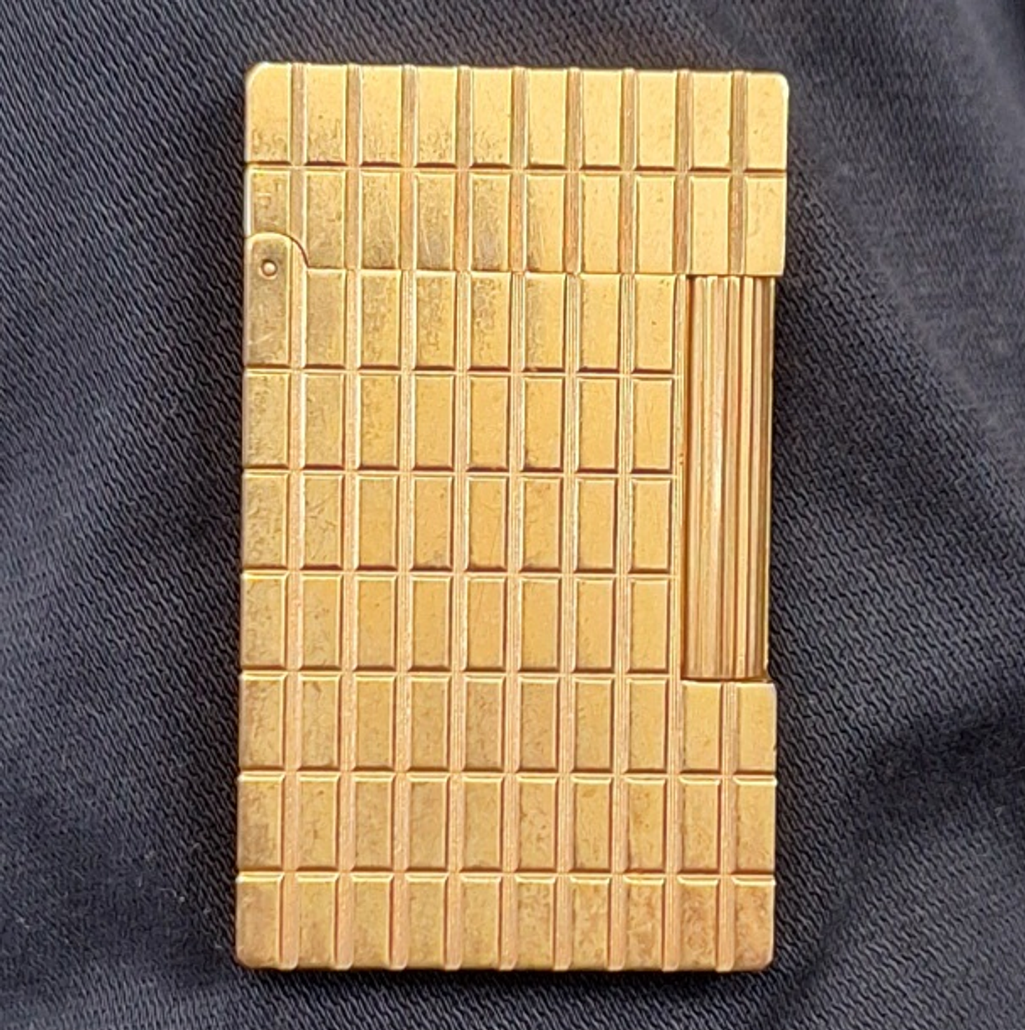 Isqueiro S. T. Dupont  4