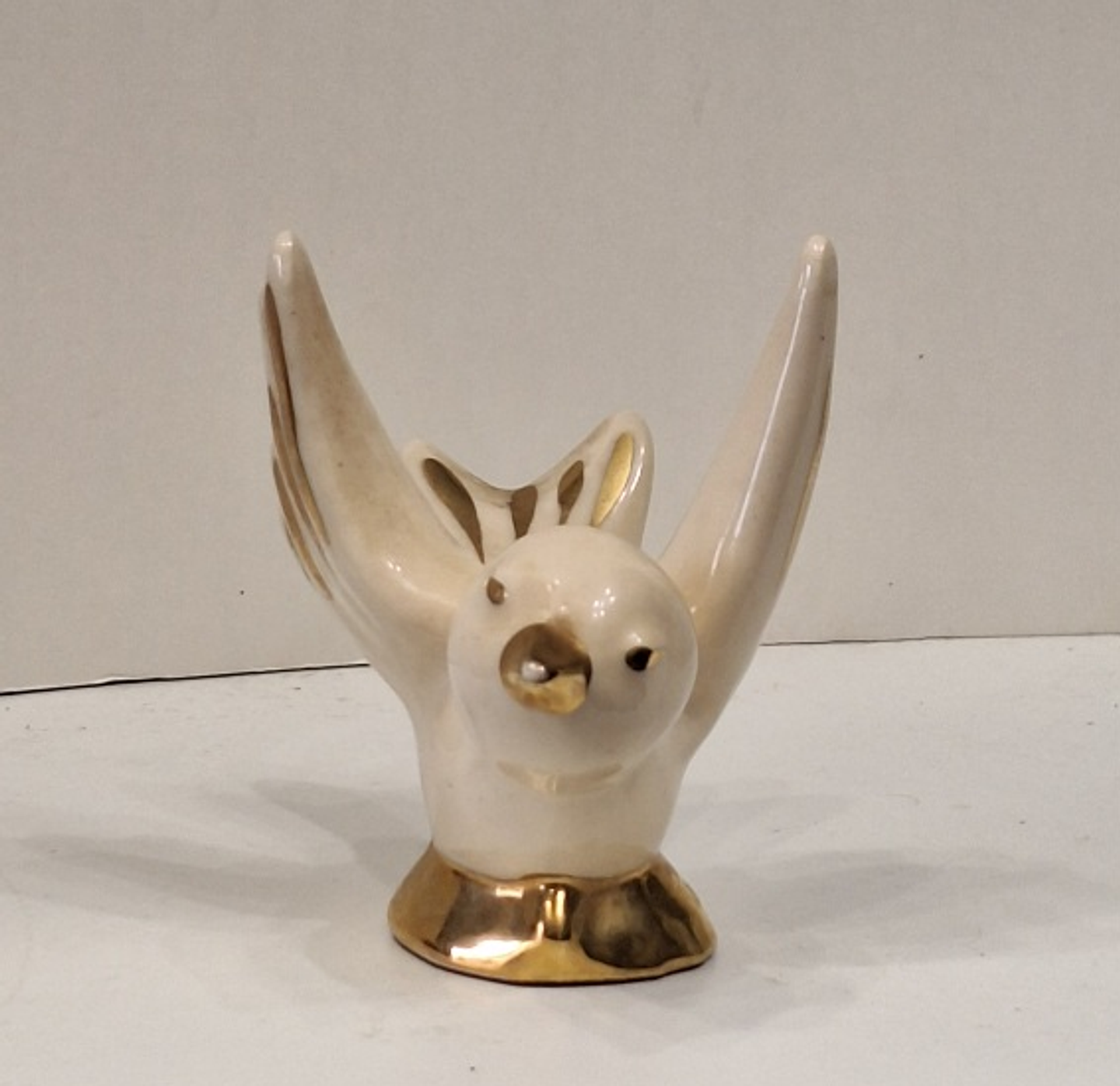 Paliteiro pombo em faiança  3