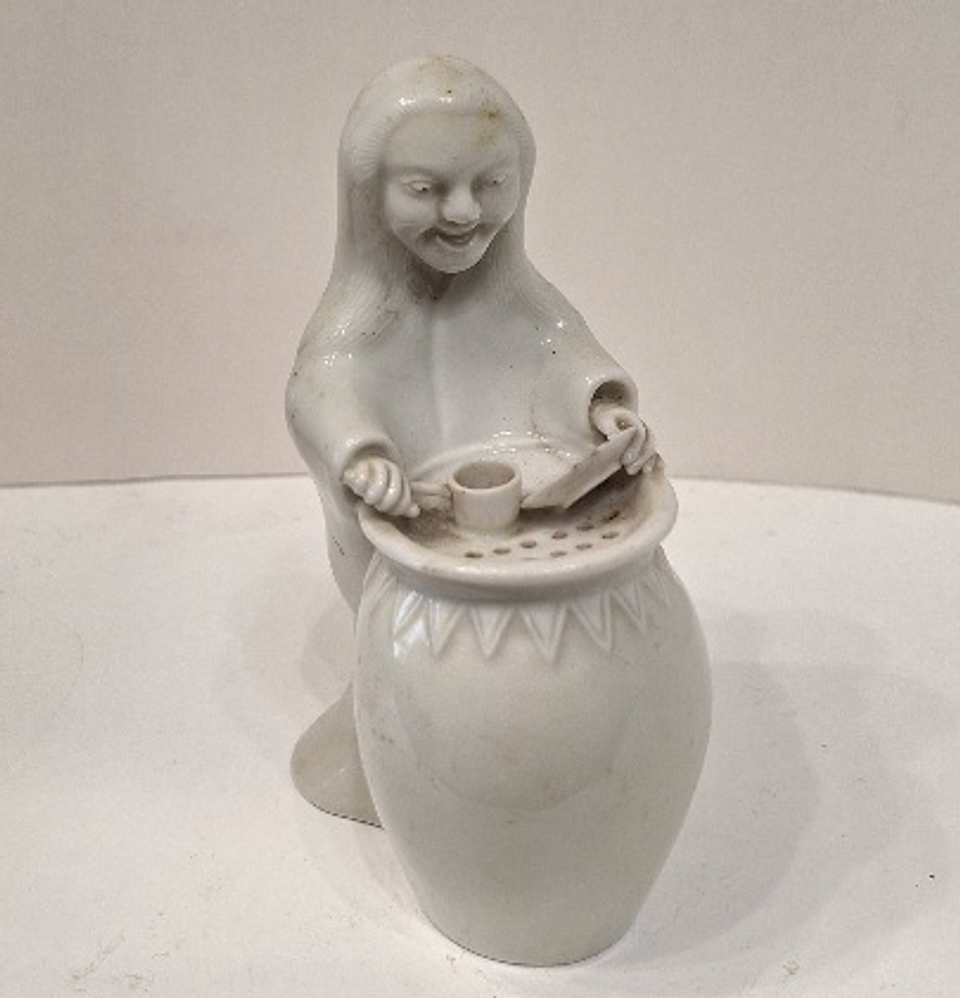 Paliteiro em porcelana Arita 1