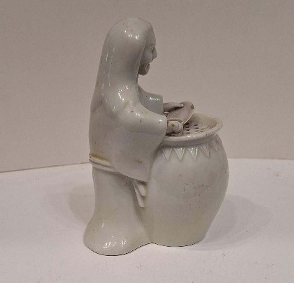 Paliteiro em porcelana Arita 2